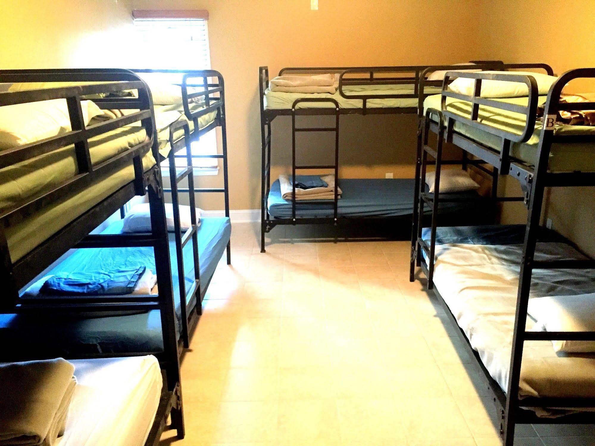 Dc International Hostel 2 Washington Extérieur photo